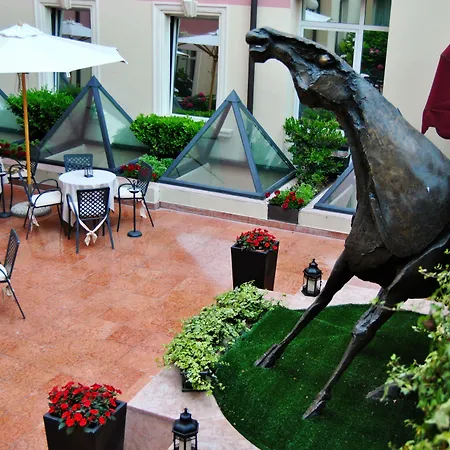 Indigo - Grand Des Arts, An Ihg (adults Only) Hotel