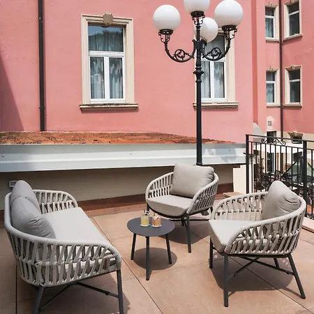 Hotel Indigo - Grand Des Arts 4*